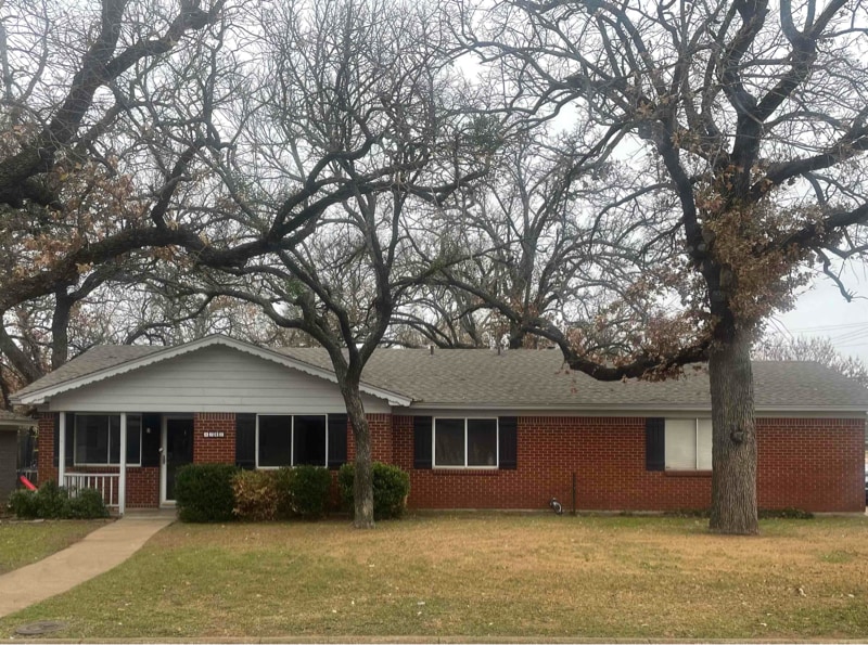 Building Photo - 1702 Lanice Ave