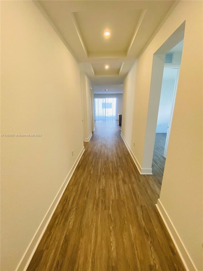 Foto del edificio - 23572 SW 107th Pl