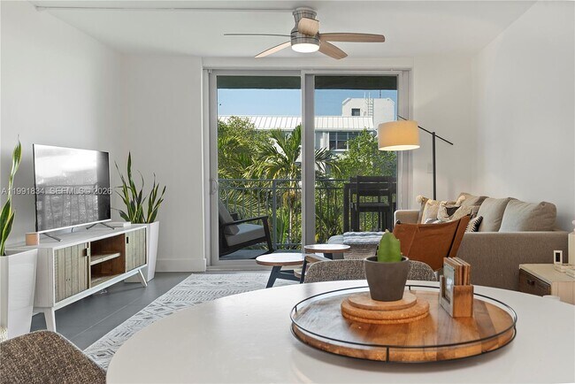 Foto del edificio - 777 NE 62nd St