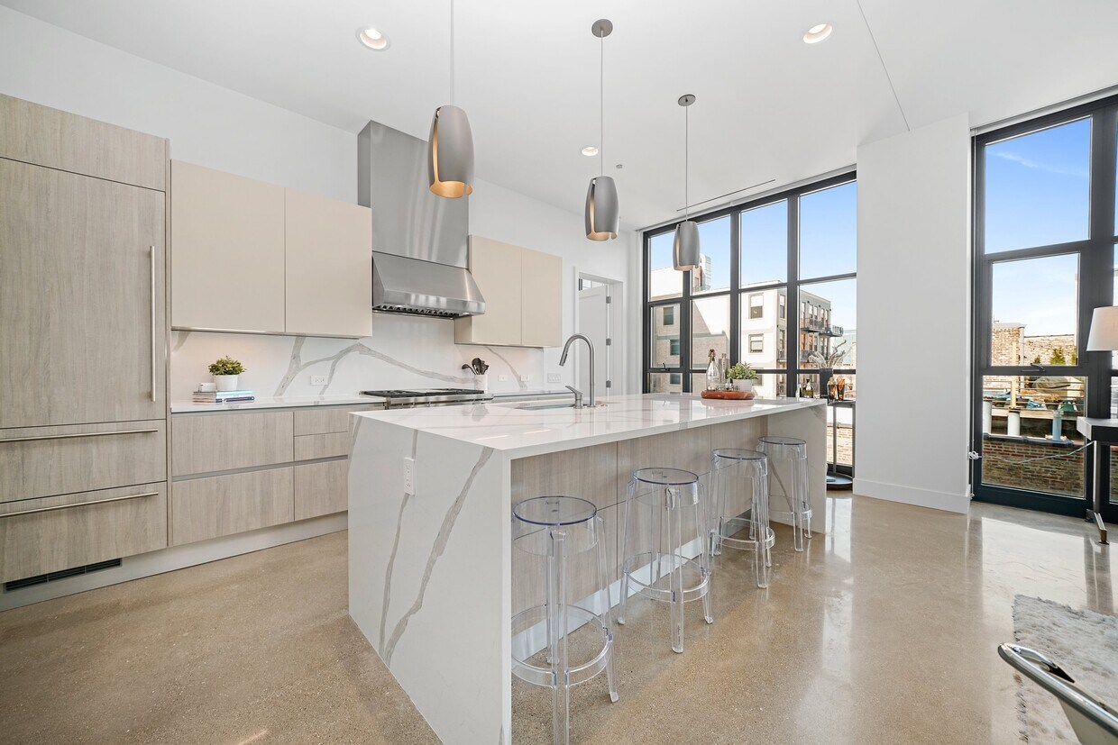 Foto principal - 900 W Washington Blvd