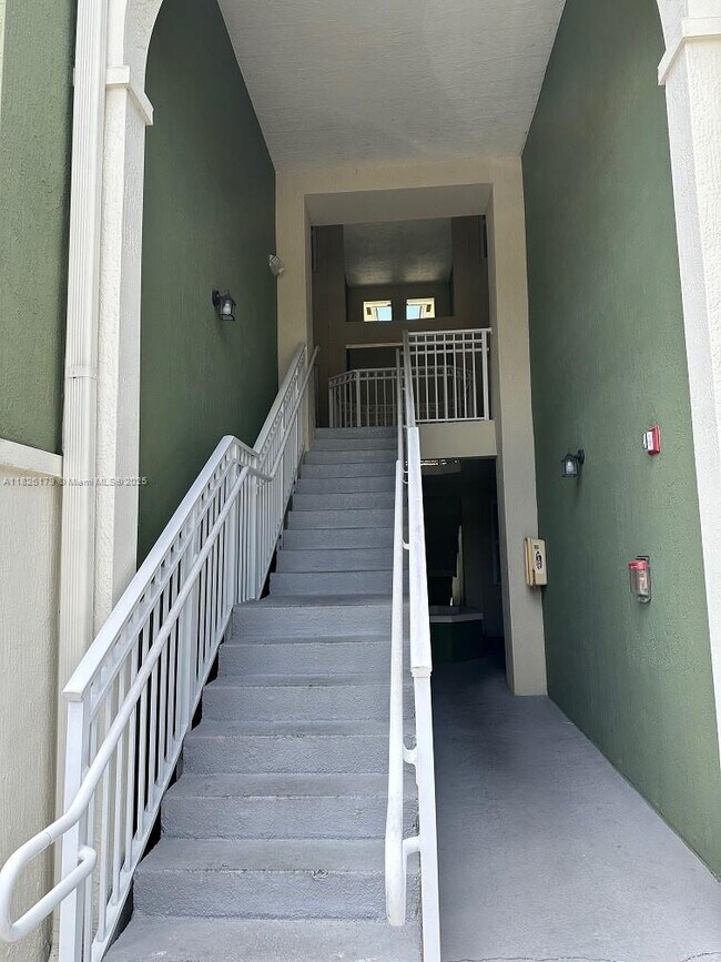 Building Photo - 11102 NW 83rd St