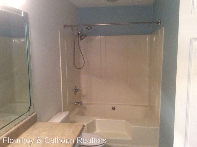 Foto del edificio - 3 br, 2 bath House - 32 Lee Road 996