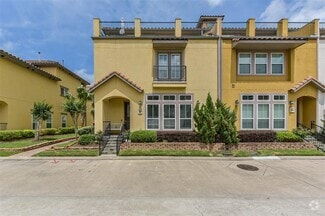 Building Photo - 18 W Oaks Dr