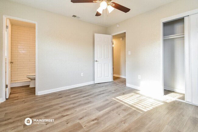 Building Photo - 1830 Diamond Dr
