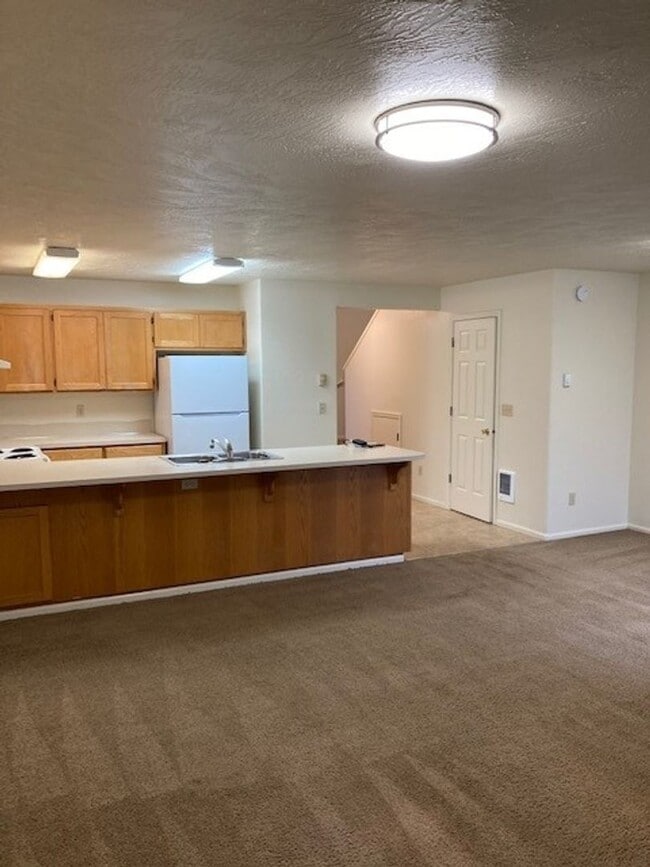 Building Photo - 2793 S Cloverleaf Loop