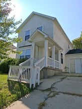 Building Photo - 201 W Chalmers Ave