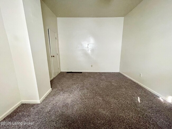 Foto del edificio - 516 Culbertson Ave