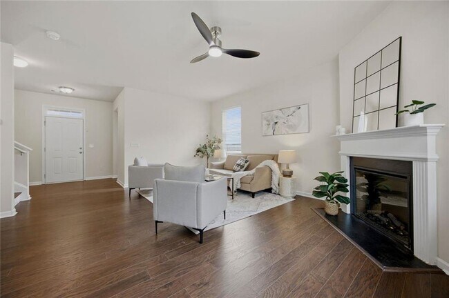 Foto del edificio - 3110 Boxwood Crossing