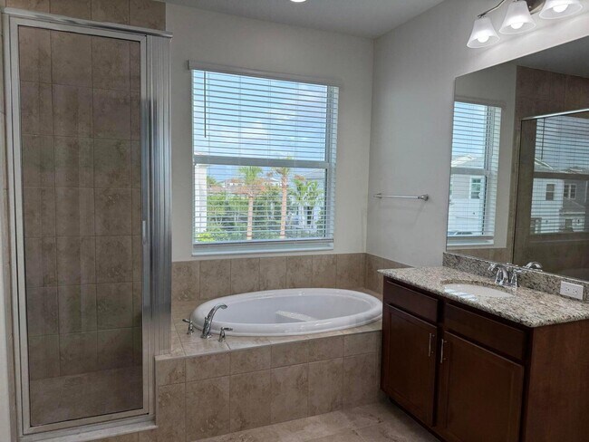 Building Photo - 16452 Millenium Ct