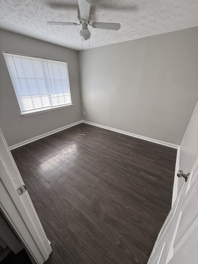 Building Photo - 1425 Joseph E. Boone Blvd NW