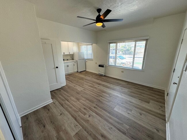 Foto del edificio - Remodeled Pierpont Beach Studio