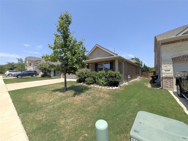 Foto del edificio - 9324 Bronze Meadow Dr