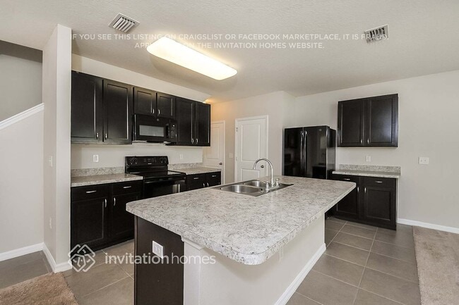 Foto del edificio - 10129 Geese Trail Cir