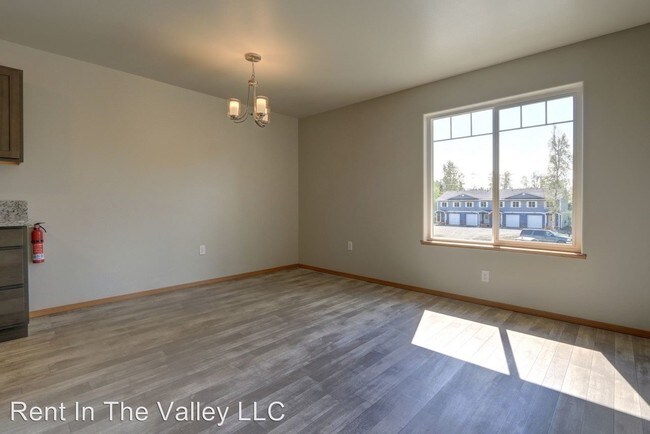 Foto del edificio - 4565 Overby St