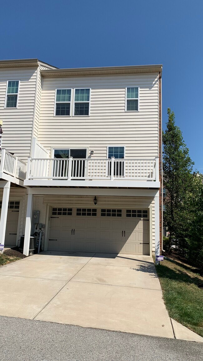 7328 Summit Rock Rd, Elkridge, MD 21075 Townhome Rentals in Elkridge