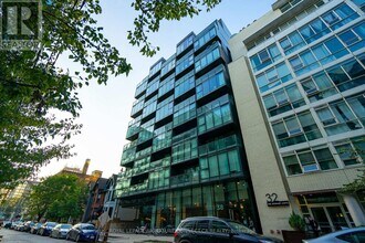 Building Photo - 38 Stewart St