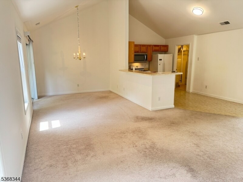 Foto principal - 24 Bourne Cir