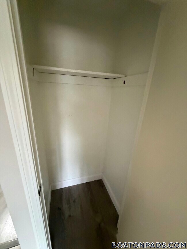 Foto del edificio - 71 Bernier St