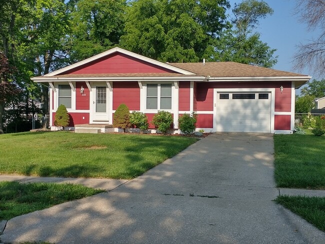 Building Photo - 808 Roosevelt St