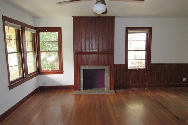 Building Photo - 1802 Northwood Rd
