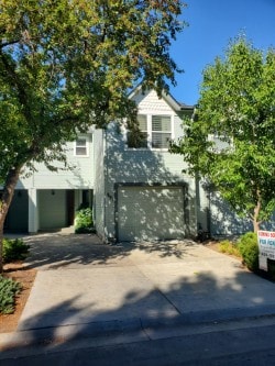 Building Photo - 891 N Christine Ln