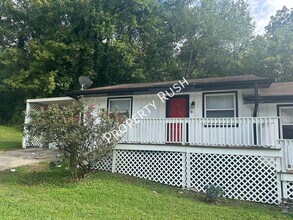 Building Photo - 3210 Joselin Ln