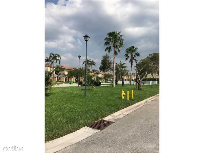 Building Photo - 118 Riverwalk Cir