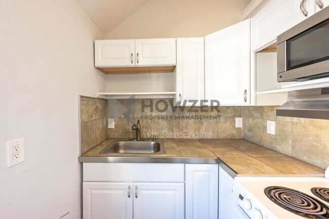 Foto del edificio - 1 Wimbledon Dr