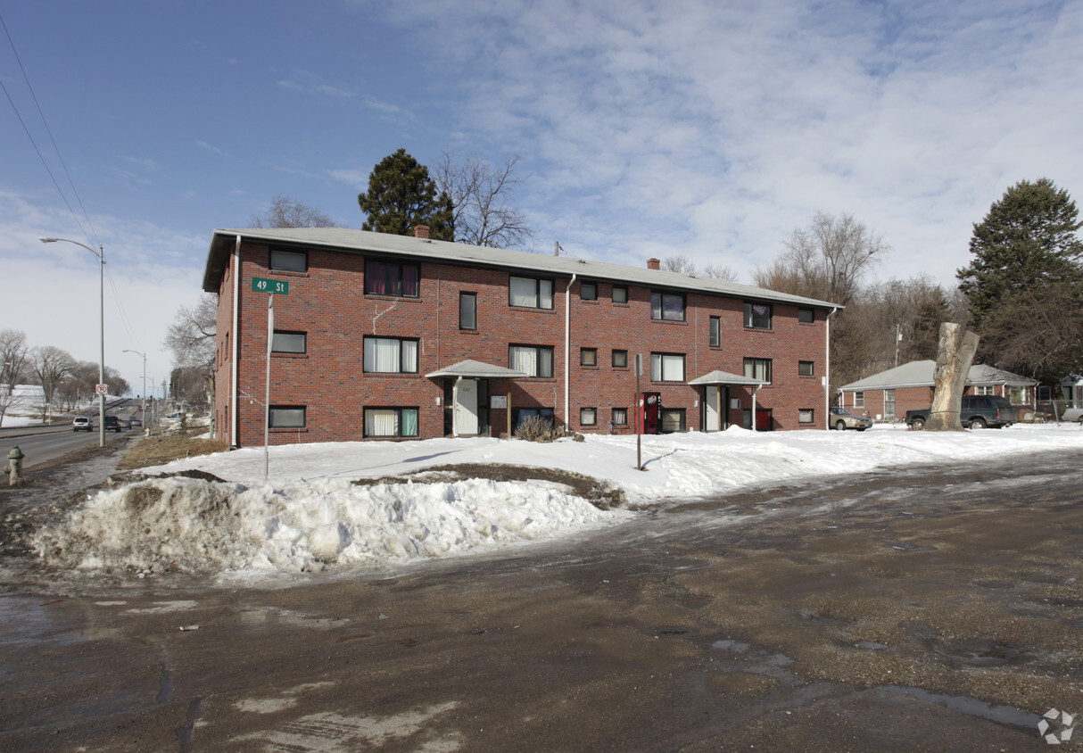Primary Photo - 4502 N 49th St