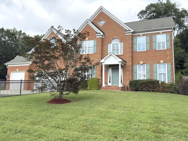 Building Photo - Spacious 4 Bed 5.5 Bath Home in Annandale,...
