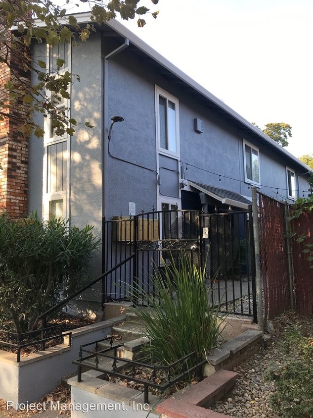 Primary Photo - 1717 W St