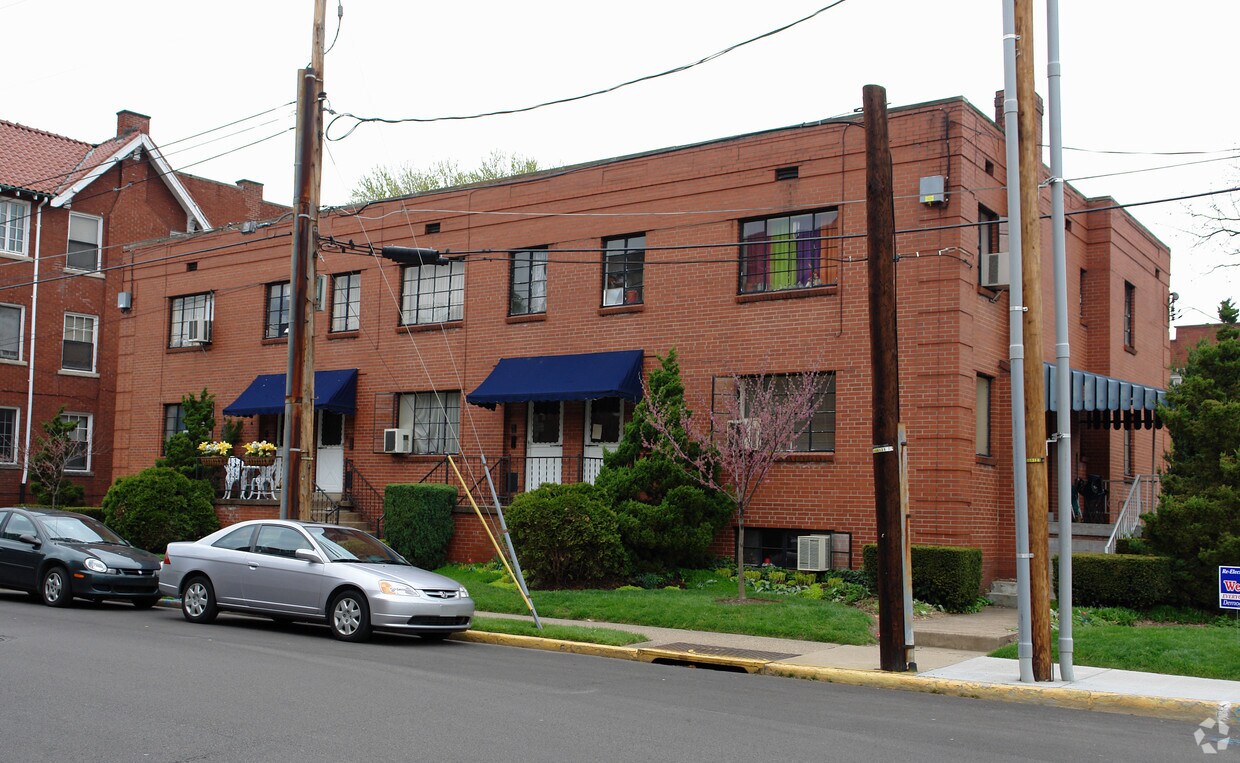 Building Photo - 1634-1638 Virginia St E