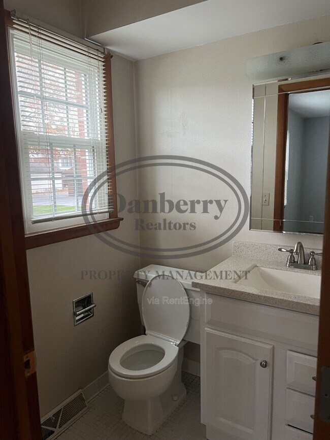 Foto del edificio - 4126 Newcastle Dr