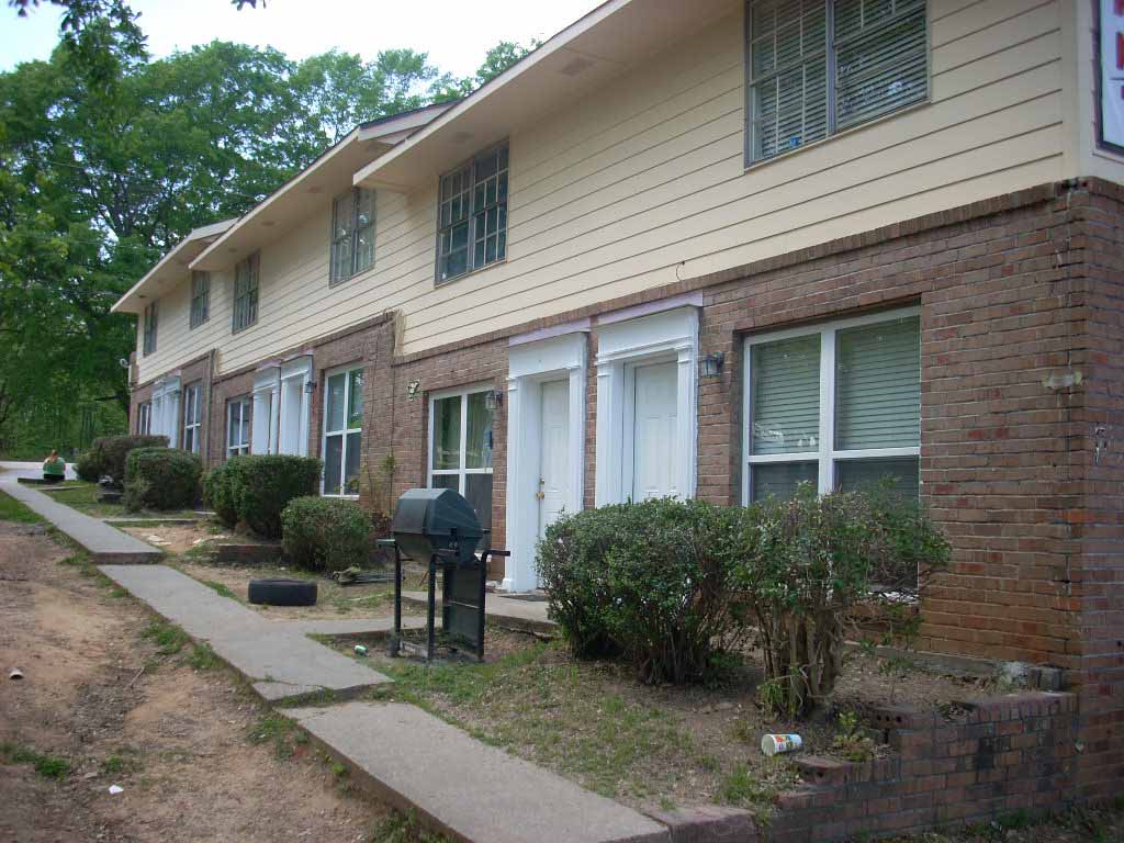 Primary Photo - 531 South Hill (Pond) St