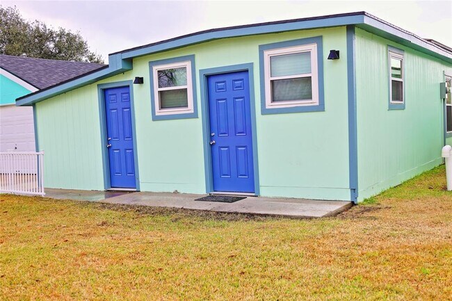 Building Photo - 4402 Zelsky Rd