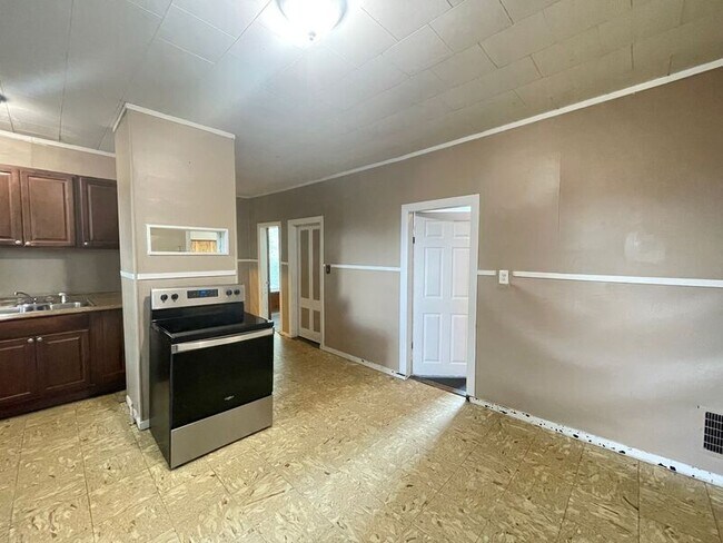 Foto del edificio - 121 Cypress St