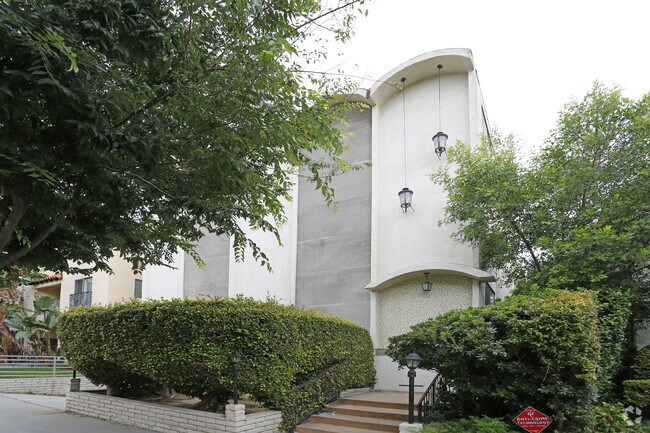 Foto del edificio - 252 S Reeves Dr