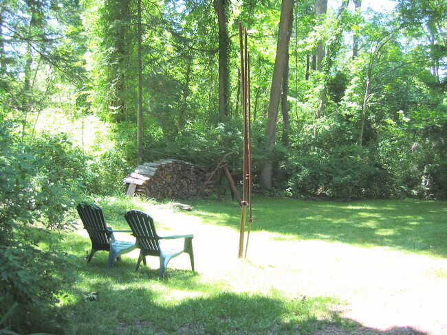 Building Photo - 206 Hanshaw Rd
