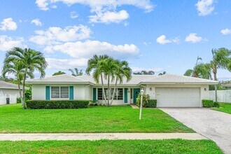 Building Photo - 1350 SW 13th Pl