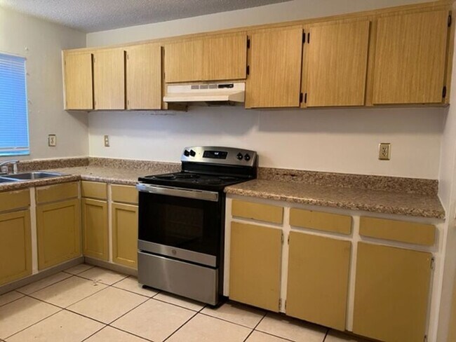 Foto del edificio - 2545 Myrtle Ave