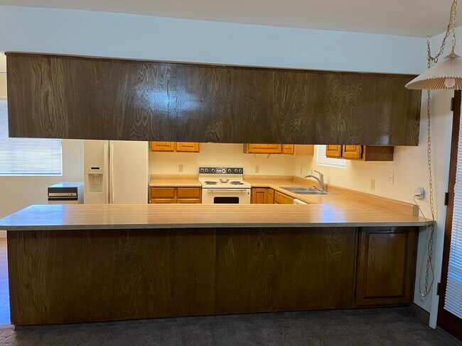 Building Photo - 1371 W 710 N