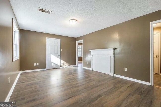 Building Photo - 301 Diggs Blvd