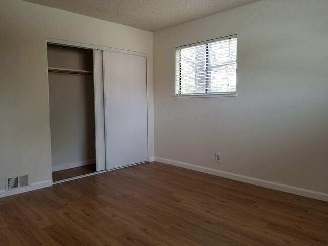 Foto del edificio - 3 br, 1.5 bath House - 231 Bellam