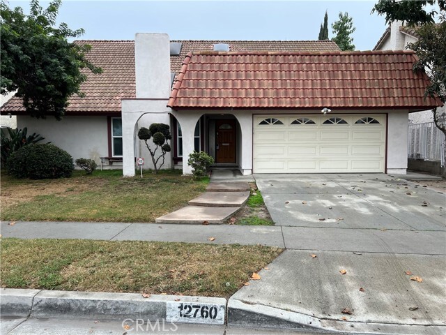 Foto principal - 12760 Cuesta St