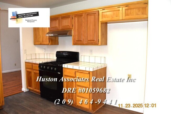 Foto del edificio - 1429 Ishi Goto St