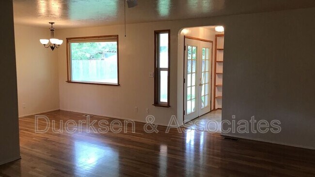 Foto del edificio - 2240 NW 12th St