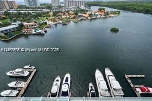 Foto del edificio - 400 Sunny Isles Blvd