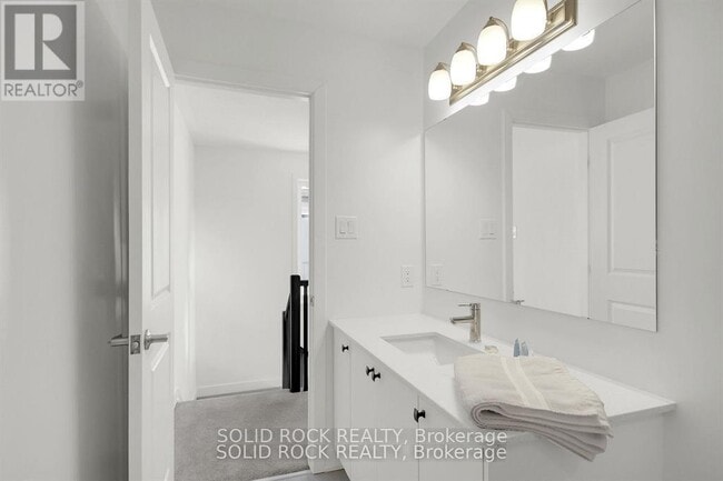 Building Photo - 574 Tahoe Hts