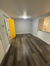 Building Photo - 59 Hillside Ave