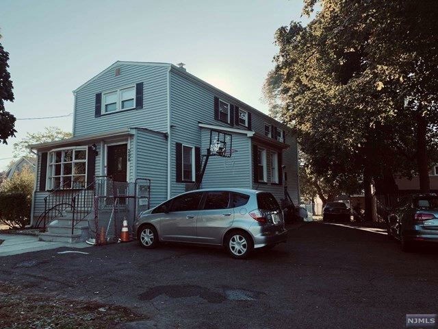 Primary Photo - 208 Riverside Ave